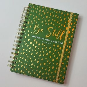 Nwt Spiral journal  green and gold